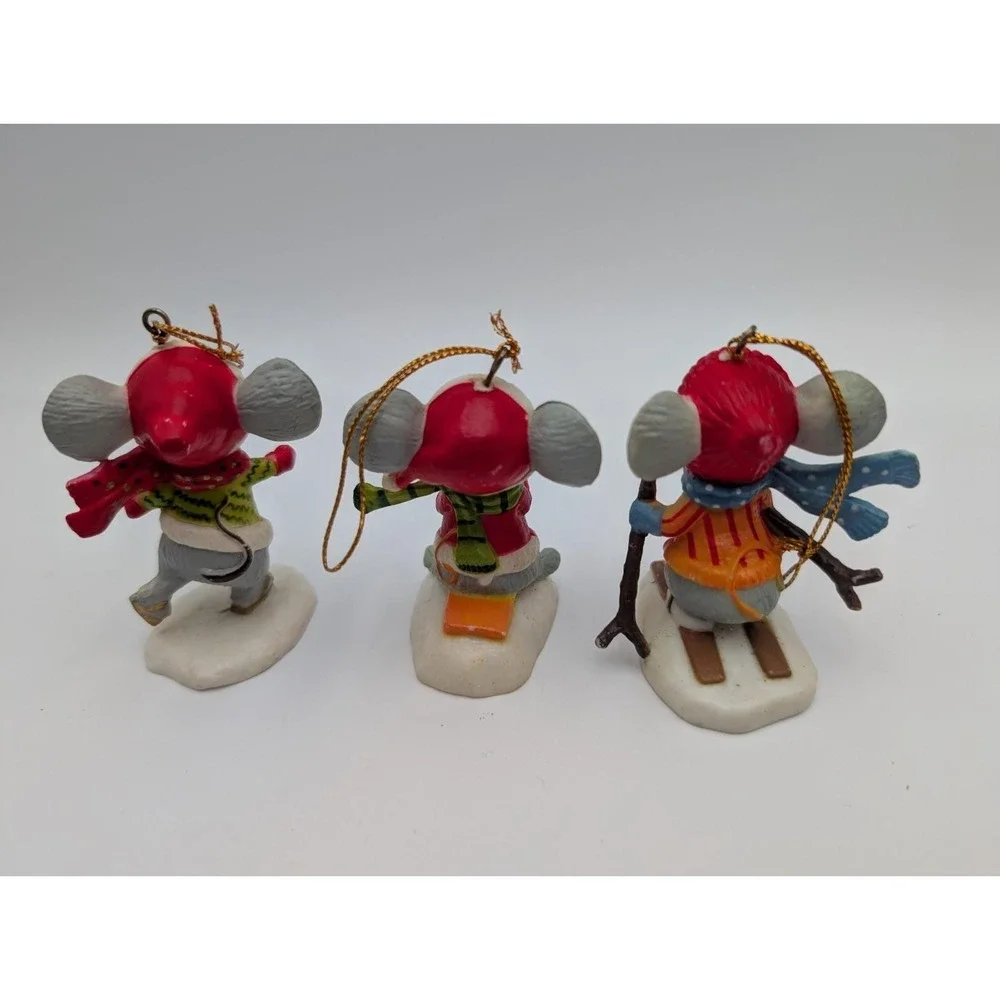 Christmas Elf‎ Mouse Plastic Ornament Lot Skates Skis Sled